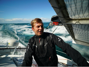 Du bureau au bateau :  l'histoire insolite du skipper suisse Oliver Heer, candidat au Vendée Globe 2024