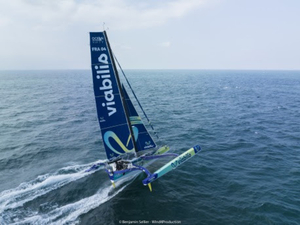 L'Ocean Fifty Viabilis Océans reprend la mer avec à sa barre Baptiste Hulin