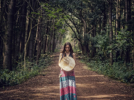 Sarasvati Mallac artiste et fondatrice de Lavwa Tanbour