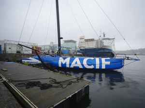 L'Imoca MACIF Santé Prévoyance et Charlie Dalin en route pour 2024