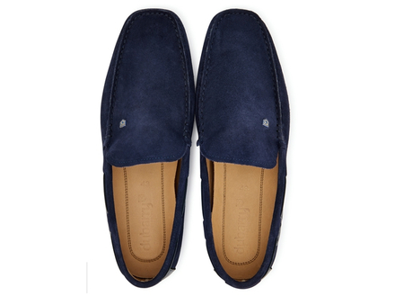 Le mocassin Fiji pour Homme est disponible en 2 couleurs dans les tailles UE 41-47. Prix de vente 179 euros.