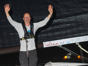 Cap-Martinique : Ludovic Gérard premier solitaire à Fort-de-France