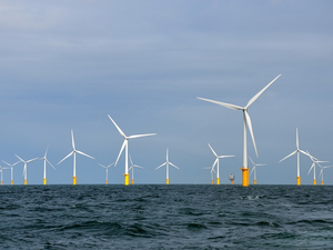 Le parc éolien en mer de Saint-Brieuc entre en service, le 2e en France