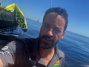 New York Vendée – Les Sables d'Olonne : Louis Burton victime d'une avarie, Yoann Richomme à la rescousse !