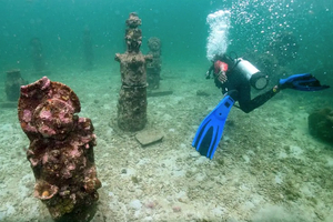 En Colombie, un étrange musée sous-marin pour protéger les coraux des Caraïbes
