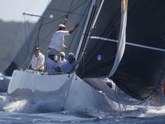 Championnat du monde de 12m JI – Hyères -...