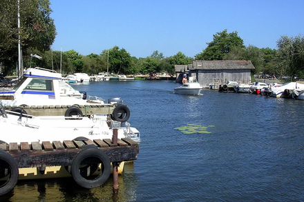 Port des Brochets, a Gastes, Landes (France), sur le lac de Biscarrosse et de Parentis