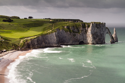Les falaises d'Etretat sont le symbole de la Cote d'Albatre.