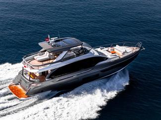 Essai Azimut Fly 72 : l'art de vivre à l'italienne