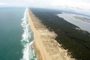 Alerte aux baïnes : risque maximal pour la baignade sur le littoral du Sud-Ouest