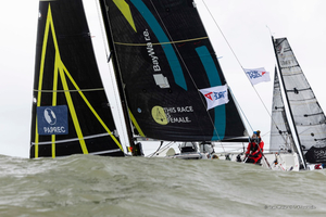 Première nuit en mer pour les marins du Tour Voile