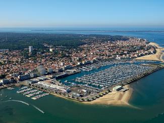 De port en port : escale à Arcachon, un port...