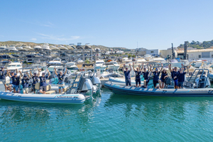 En images : 72 bateaux Série Limitée Highfield x Paris 2024 sont arrivés à Marseille !