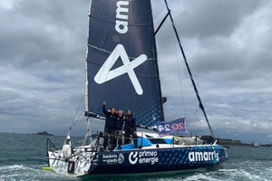 Transat Québec Saint-Malo : Le Class40 Amarris, premier avant jury !