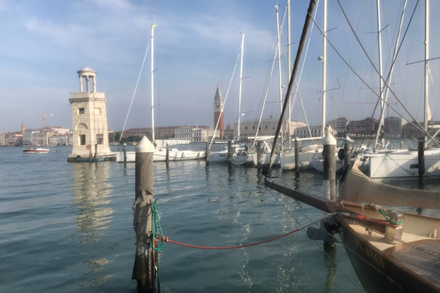 Et San Marco vu du pont de PretAixte Et San Marco vu du pont de PretAixte