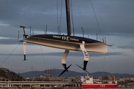 Les foils des AC 75 ont revolutionne la navigation en monocoque en regate. Peut-etre les retrouverons-nous un jour, en version assagie, sur nos bateaux de croisiere ? 