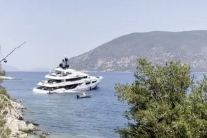 Un yacht à 19 millions d’euros manque de couler en Grèce
