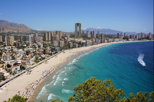 Benidorm, destination phare de la Costa Blanca sous le soleil