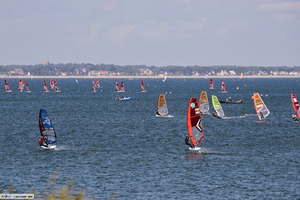 Championnat de France Jeunes Windfoil & Raceboard : Le Championnat est lancé à Saint-Pierre-Quiberon !
