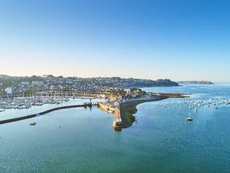 De port en port : Perros-Guirec, escale...