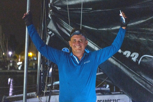 Bruno Engel et Philippe Seguret, grands vainqueurs de la Translémanique en Solitaire