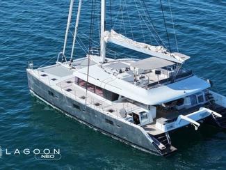 Lagoon lance NEO, son offre de catamarans...
