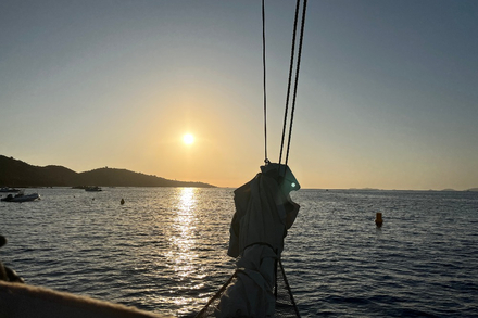 J1 - mouillage a? Portigliolo   J1 - mouillage a? Portigliolo