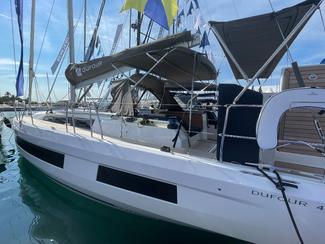 Le Dufour 44, très attendu et pour la première...