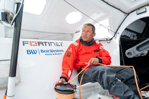 Démâtage à deux mois du Vendée Globe, un défi technique et financier pour la team Fortinet - Best Western