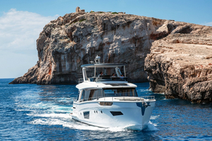 Explorer la croisière éco-responsable avec le Greenline 58 Fly Hybrid