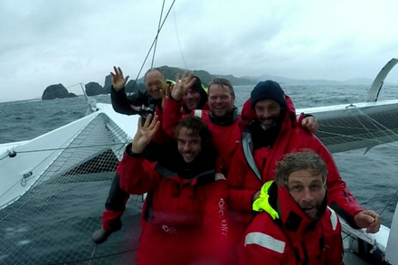 Les plus rapides autour du monde : l'equipage d'Idec Sport de Francis Joyon en 40 jours en multicoque en 2017. Un record qui va etre difficile a aller chercher... 