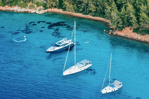 Quand et pourquoi passer du voilier au bateau à moteur ?