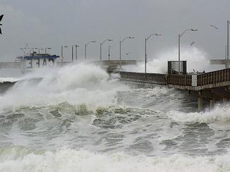 Ex-Ouragan Kirk : avis de tempête et forte...