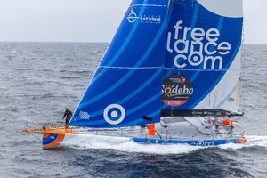 Les derniers préparatifs de Guirec Soudée avant le Vendée Globe