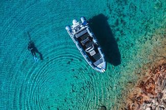 Quel semi-rigide choisir pour la plongée ? Notre top 5 et nos conseils