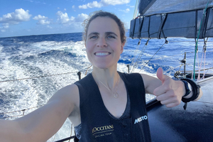 Vendée Globe : cinq jours et cinq nuits d'enfer et de magie pour Clarisse Crémer