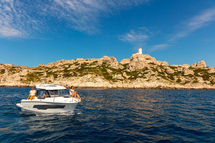 Pour les unites plus petites, attention a « la fausse bonne affaire ». Acheter a l'etranger implique des couts supplementaires qui peuvent etre... tres important ! Pour les unites plus petites, attention a « la fausse bonne affaire ». Acheter a l'etranger implique des couts supplementaires qui peuvent etre... tres important !