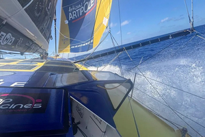 Vendée Globe : le peloton de tête accélère et creuse l'écart