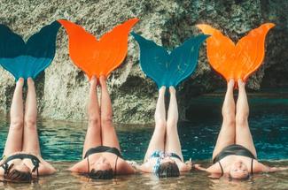 Tout savoir sur le mermaiding : une immersion entre rêve et sport