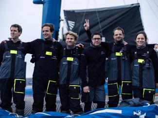 Le Trimaran SVR-Lazartigue s’est élancé à la...