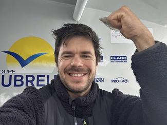 Vendée Globe : Sébastien Simon a la tête du...