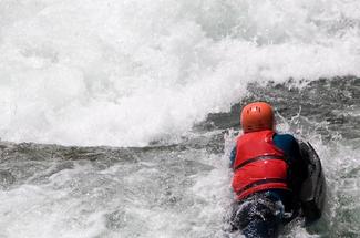 L’hydrospeed : plongez dans l'univers de la nage en eaux vives