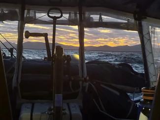 Vendée Globe : Duel à distance entre Richomme...