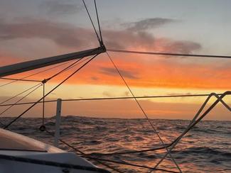 Vendée Globe: Un abandon, un sprint, une...