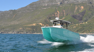 Les nouveautés 2025 à ne pas manquer : 5 catamarans à moteur de moins de 15m