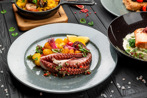 La salade de poulpe : un voyage méditerranéen dans votre assiette