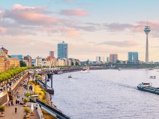 Visiter Düsseldorf autrement : une immersion...