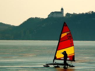 Lac Pepin : le paradis glacé des iceboaters...
