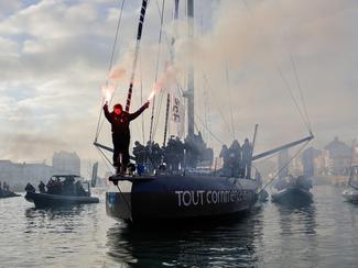 Jean Le Cam, roi des mers et légende du Vendée...