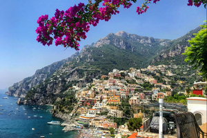 Top 6 des villages côtiers charmants aux quatre coins du monde